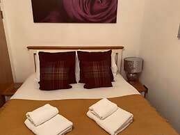 Beautiful 1-bed Apartment in Scarborough