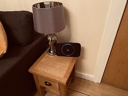 Beautiful 1-bed Apartment in Scarborough