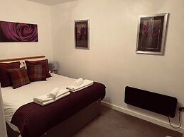 Beautiful 1-bed Apartment in Scarborough