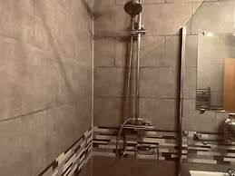 Beautiful 1-bed Apartment in Scarborough