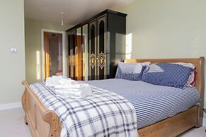 4 Luxurious Executive Villa