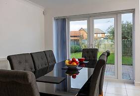 4 Luxurious Executive Villa