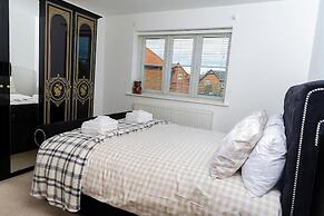 4 Luxurious Executive Villa