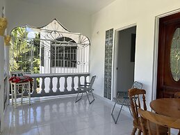 Thebreeze can Accommodate up to 30 People