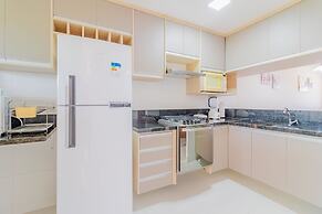 GB67 Ótimo Apto 2 Suítes - Guarajuba