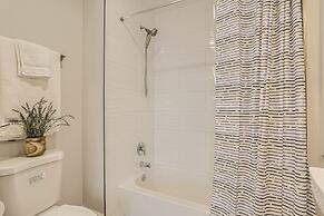 Alhambra Place 4 BR 3 BA Pool Vacation Home