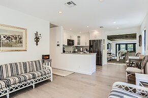 Cortez Bungalow, 3 Bd 2 Ba, Private Pool