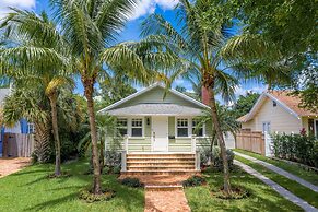 Fern Cottage 3bd 2ba Private Pool