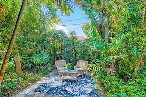 Flamingo Casita