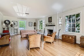 Toad Hall, 5br, 6 ba