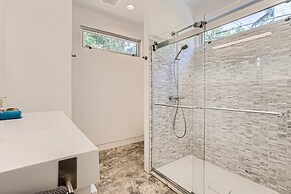 Villa Ardmore, 3 Bedrooms, 3.5 Baths, Pool