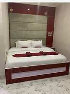 De-Rossi Hotel And Suites