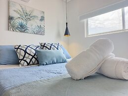 Apartasuites Ambar Roca - Rodadero