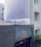 Gold Diggers Hotel