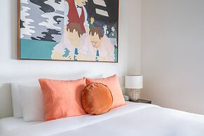 Gold Diggers Hotel