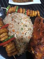 Pinkish By Riava Bed & Breakfast Abuja