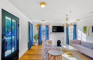 Old Spanish House- C, The Madeleine Suite