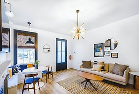 Old Spanish House- C, The Madeleine Suite