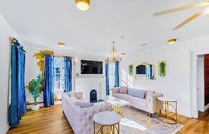 Old Spanish House- C, The Madeleine Suite