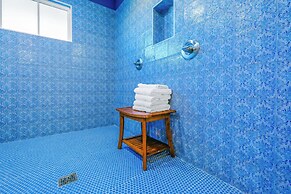 Old Spanish House- C, The Madeleine Suite