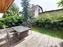 ROSE valley -modern rooms and apartments