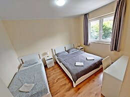 ROSE valley -modern rooms and apartments