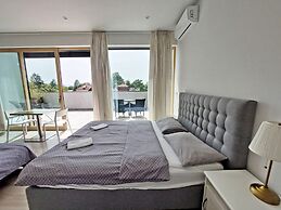 ROSE valley -modern rooms and apartments