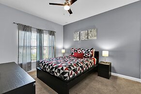 3069 Beach Palm Avenue