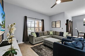 3069 Beach Palm Avenue