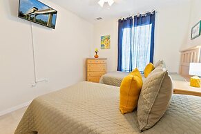 8536 Crystal Cove Loop