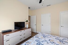 8941 Bismark Palm rd