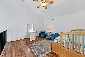 4410 Warren Avenue Unit 317