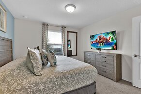 5541 Misty oak Circle