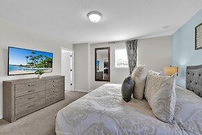 5541 Misty oak Circle