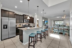 5541 Misty oak Circle