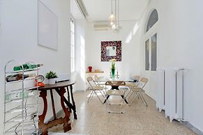Tiberina Spacious Apartment