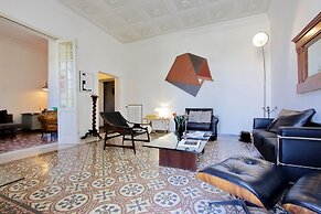 Tiberina Spacious Apartment