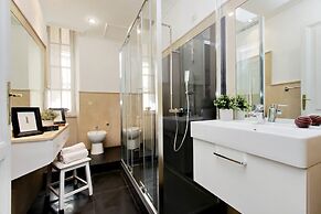 Tiberina Spacious Apartment