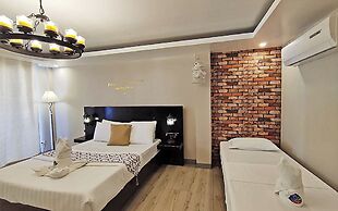 Casa Almarenzo Bed & Breakfast