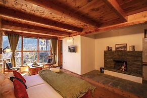 Zostel Homes Cheog - Shimla