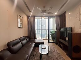 HKG-Vinhomes Sky Lake - Luxury Apartment