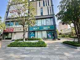 HKG-Vinhomes Sky Lake - Luxury Apartment