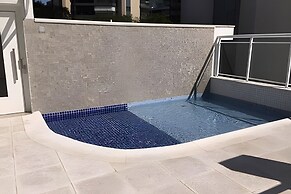 M3 Riviera Inn Residence 84