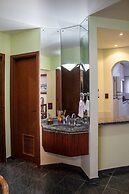 M3 Riviera Inn Residence 84