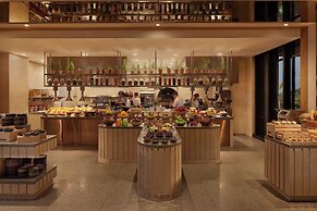 Hotel Tentrem Jakarta