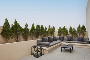 Hotel Tentrem Jakarta