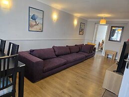 Melo House Grove - Huku Kwetu