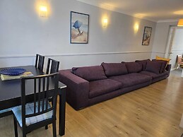 Melo House Grove - Huku Kwetu