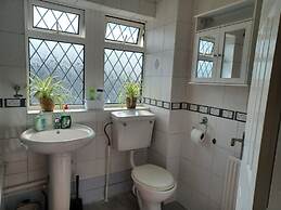 Melo House Grove - Huku Kwetu