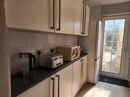 Melo House Grove - Huku Kwetu